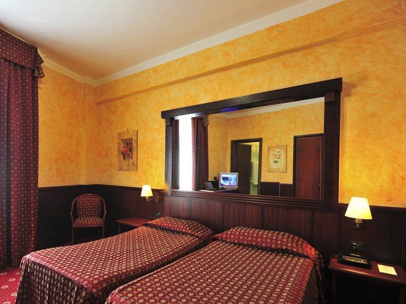 Hotell Regent 4*